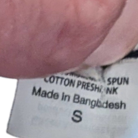 Virginia Is For Wine Lovers Black T-Shirt Women's Size Small Vineyard Tee - Picture 4 of 5